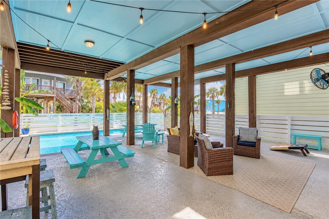 495 Paradise Pointe Drive Port Aransas TX 78373