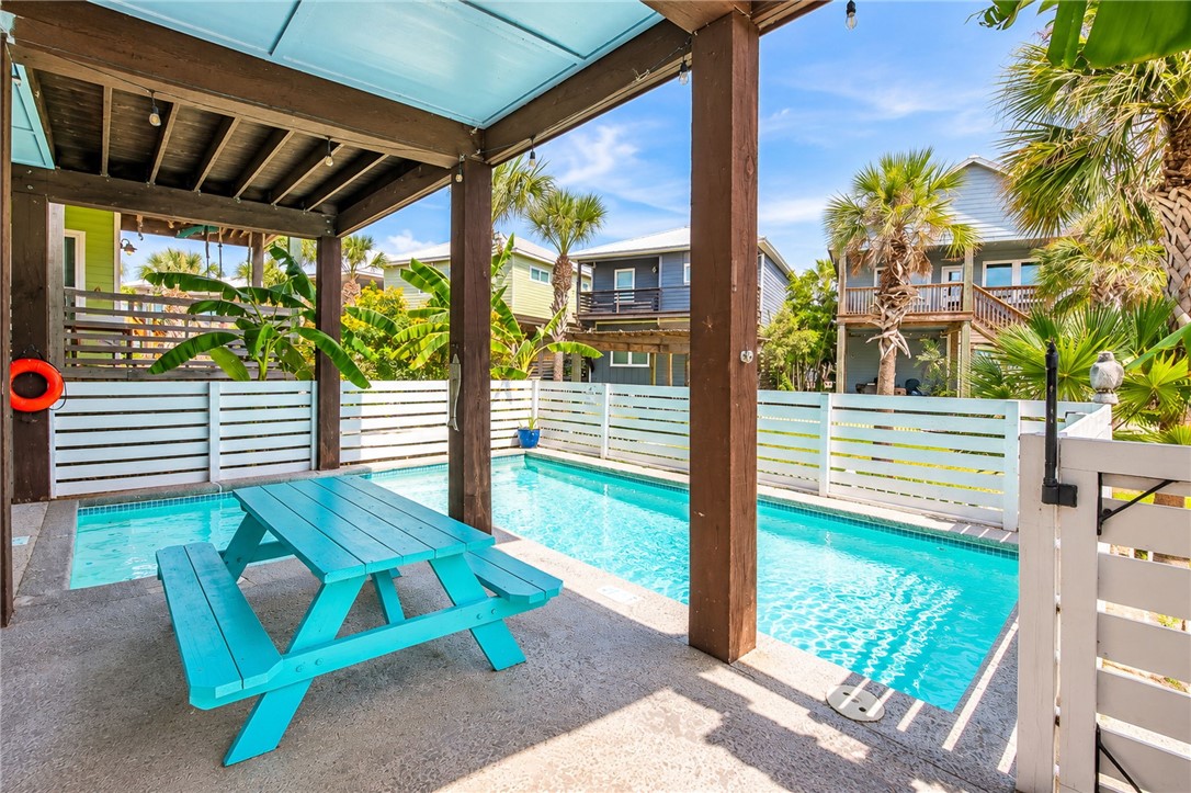 495 Paradise Pointe Drive Port Aransas TX 78373