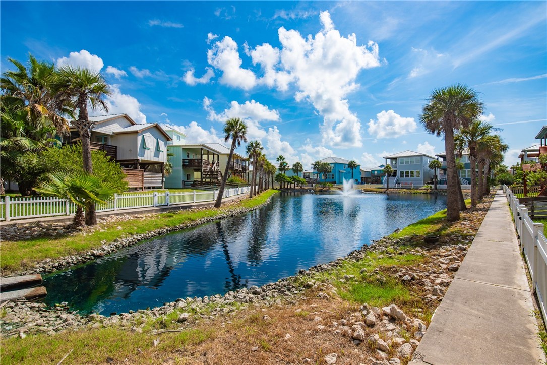 495 Paradise Pointe Drive Port Aransas TX 78373