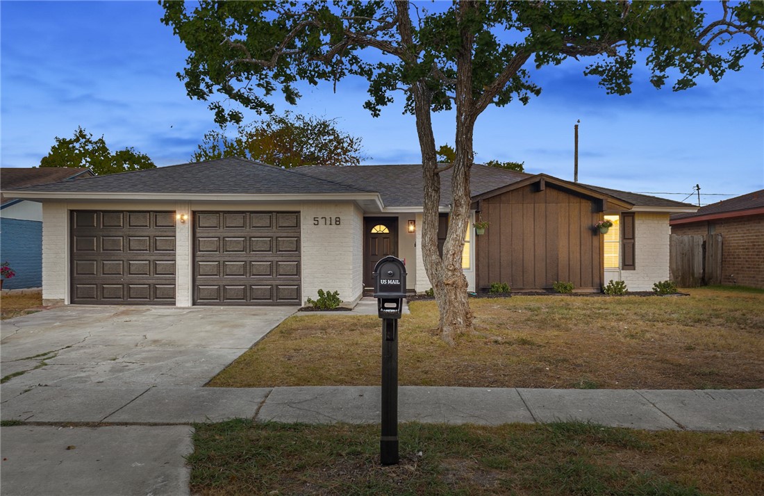 5718 Crestgrove Drive Corpus Christi TX 78415