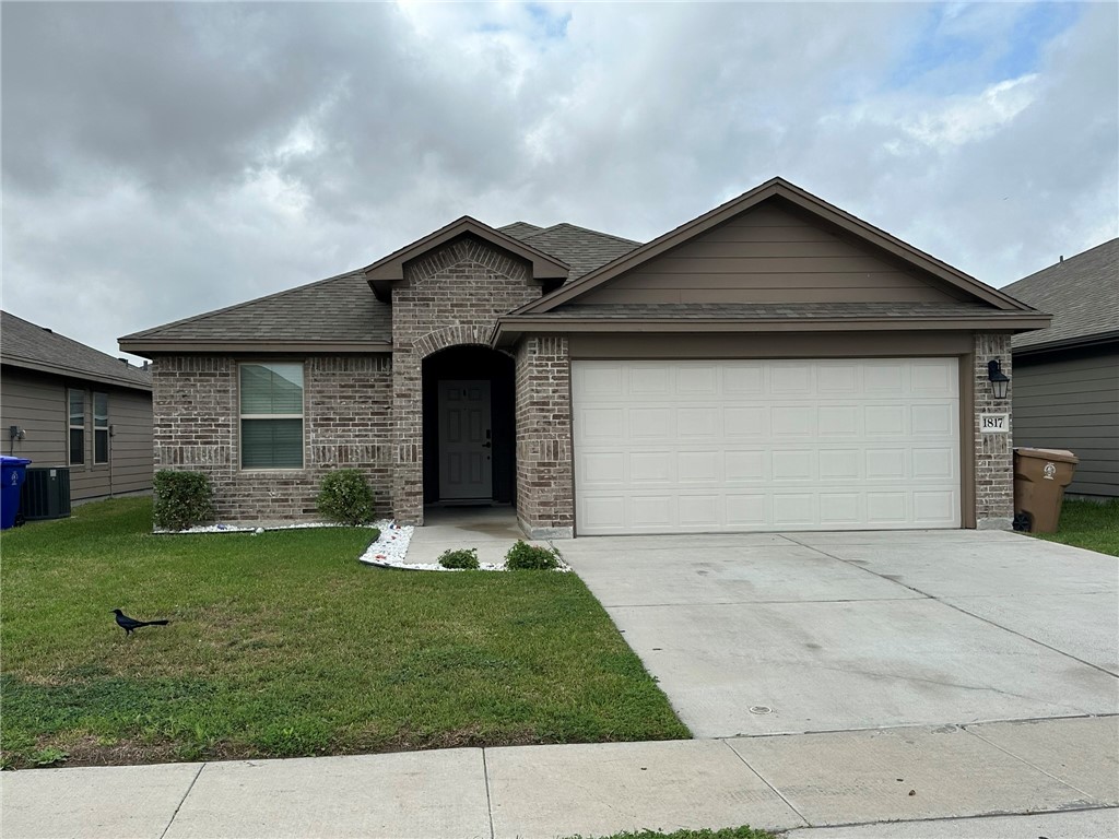 1817 Secretariat Drive Corpus Christi TX 78417