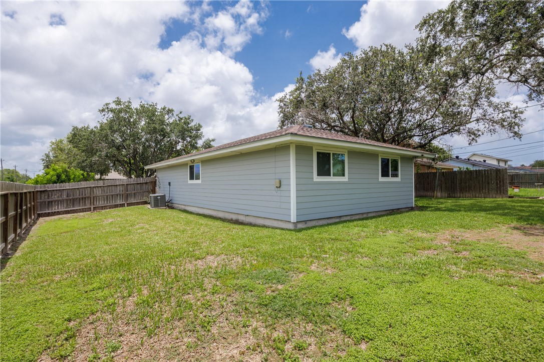 5238 Tolman Street Corpus Christi TX 78415