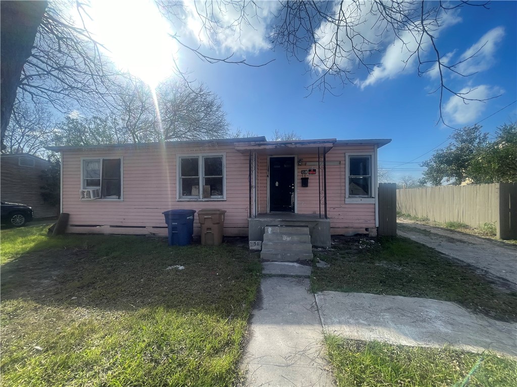 251 W Longview Street Corpus Christi TX 78408
