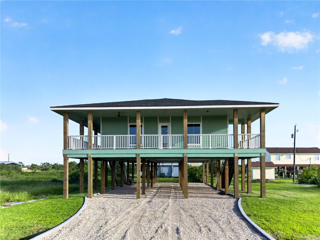 130 W Glen Oak Rockport TX 78382