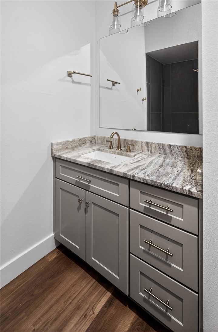 130 W Glen Oak Rockport TX 78382