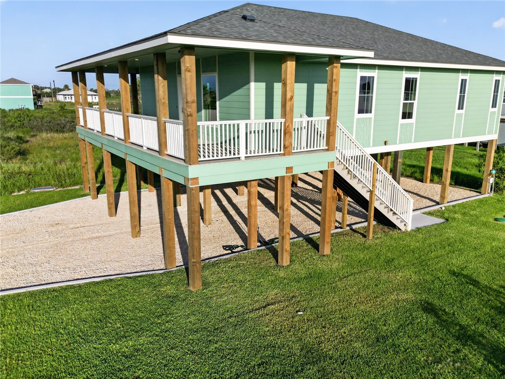 130 W Glen Oak Rockport TX 78382
