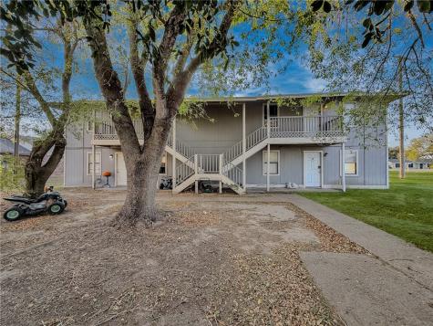1870 King David Three Rivers TX 78071