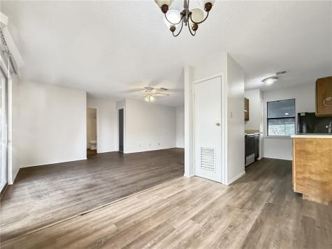 1870 King David Three Rivers TX 78071