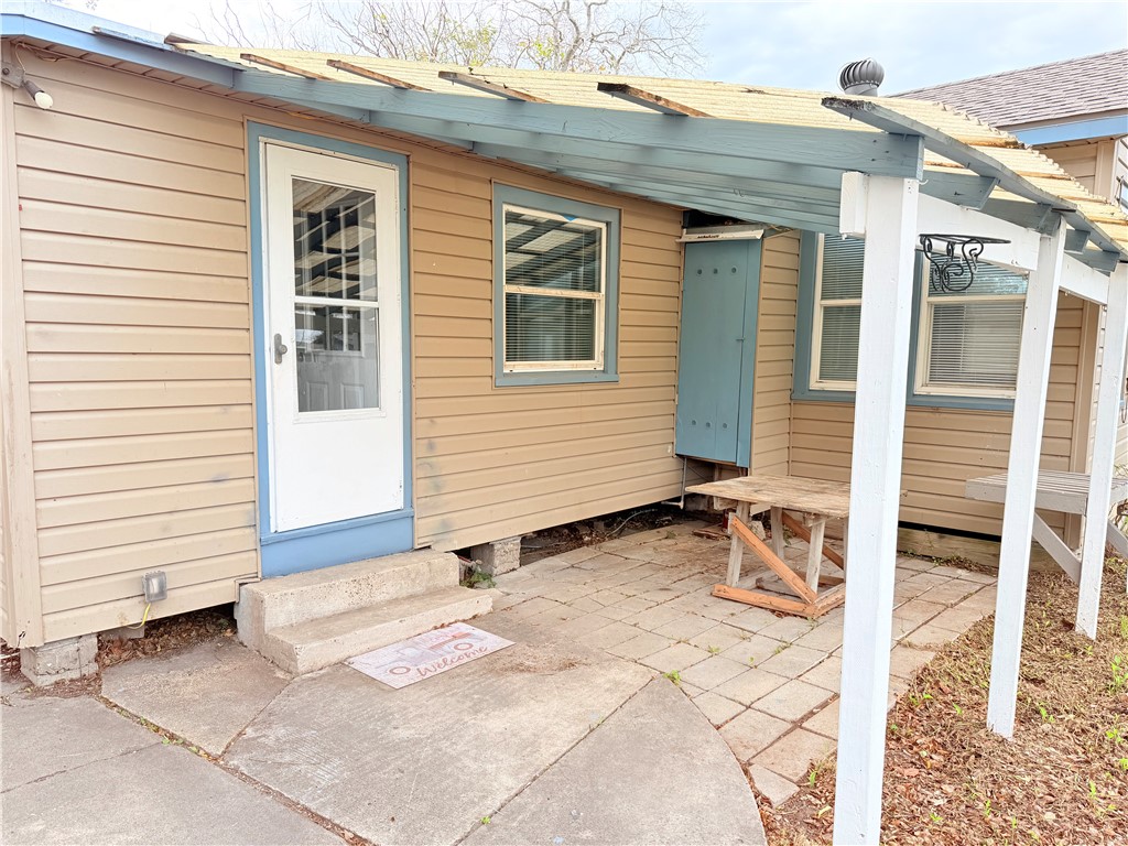 4305 Willow Street Corpus Christi TX 78411