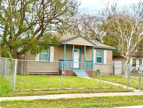4305 Willow Street Corpus Christi TX 78411