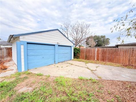 4305 Willow Street Corpus Christi TX 78411