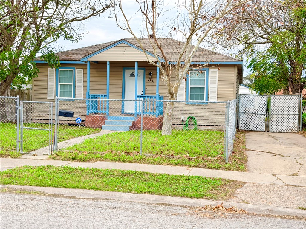4305 Willow Street Corpus Christi TX 78411