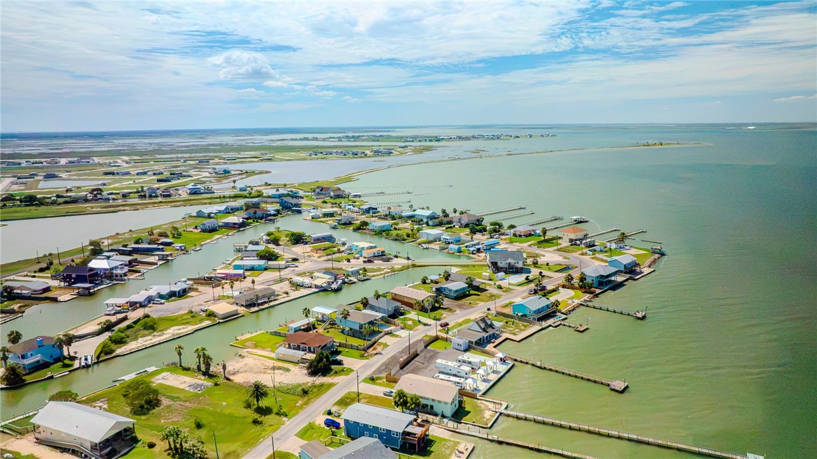 713 Copano Cove Rockport TX 78382