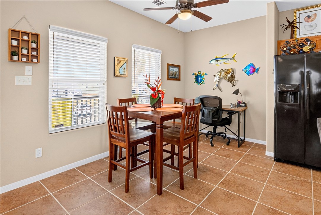 713 Copano Cove Rockport TX 78382