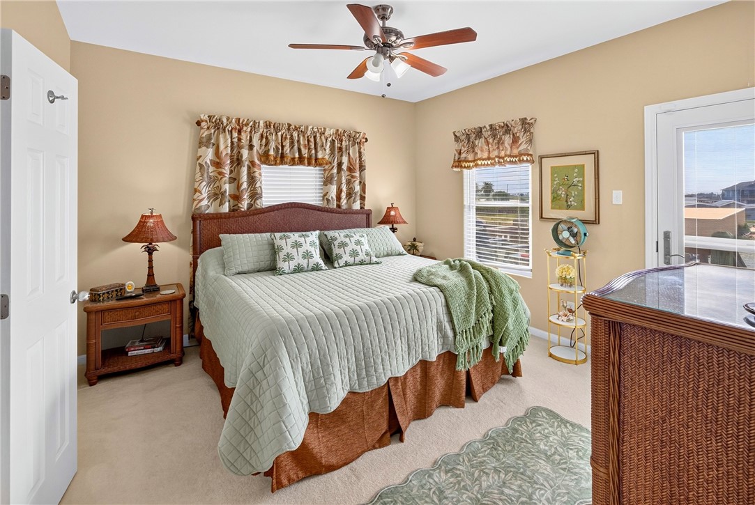 713 Copano Cove Rockport TX 78382