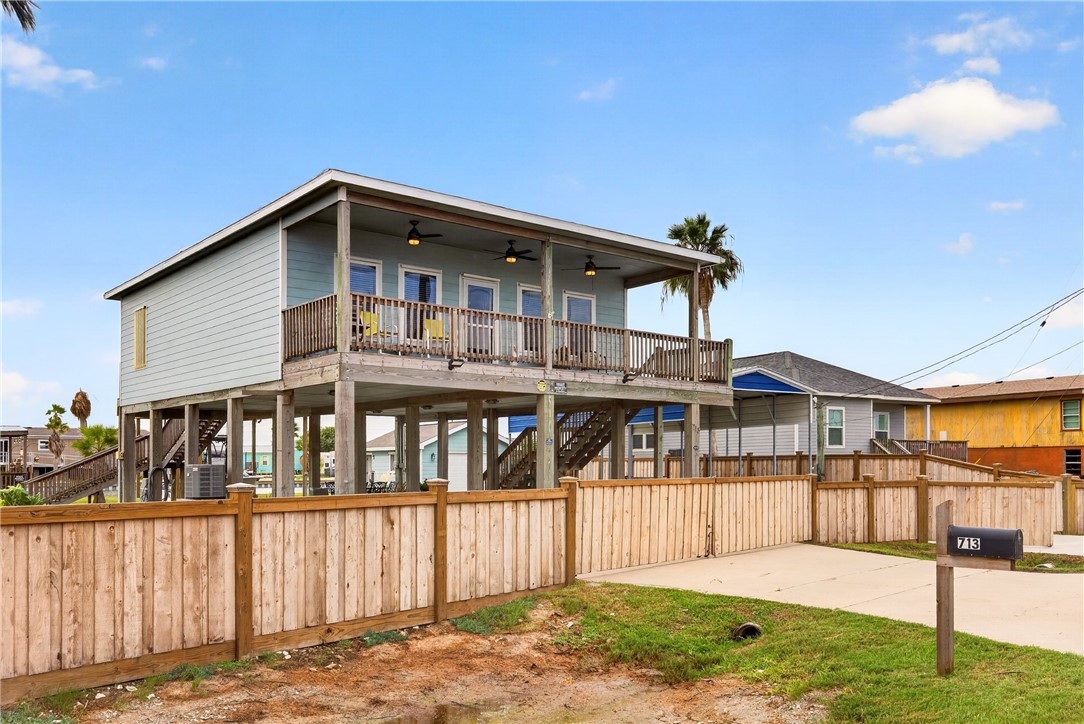 713 Copano Cove Rockport TX 78382