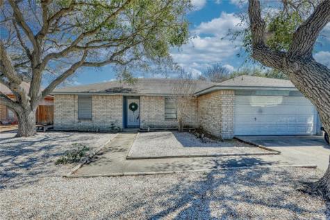 2304 Memorial Parkway Portland TX 78374