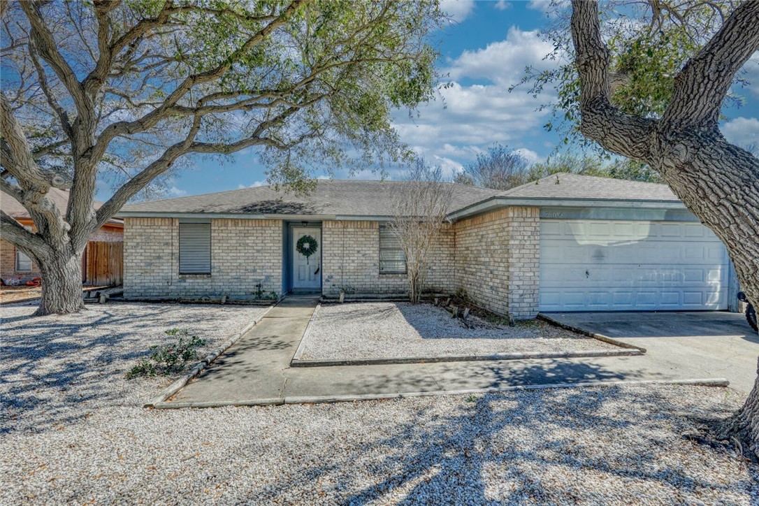 2304 Memorial Parkway Portland TX 78374