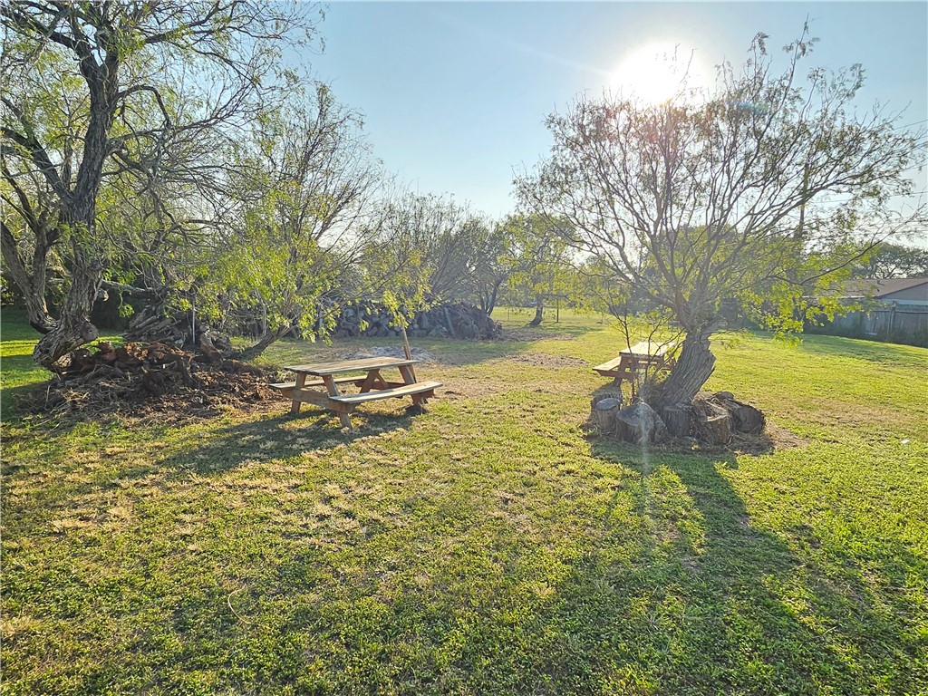 6862 Lake View Drive Corpus Christi TX 78412