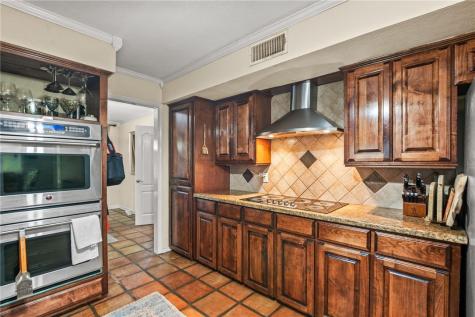 6202 Lost Creek Drive Corpus Christi TX 78413