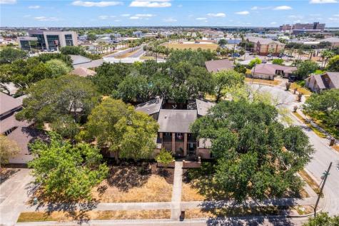 6202 Lost Creek Drive Corpus Christi TX 78413