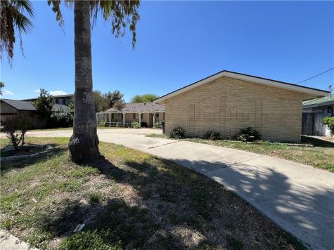 1021 Nile Drive Corpus Christi TX 78412