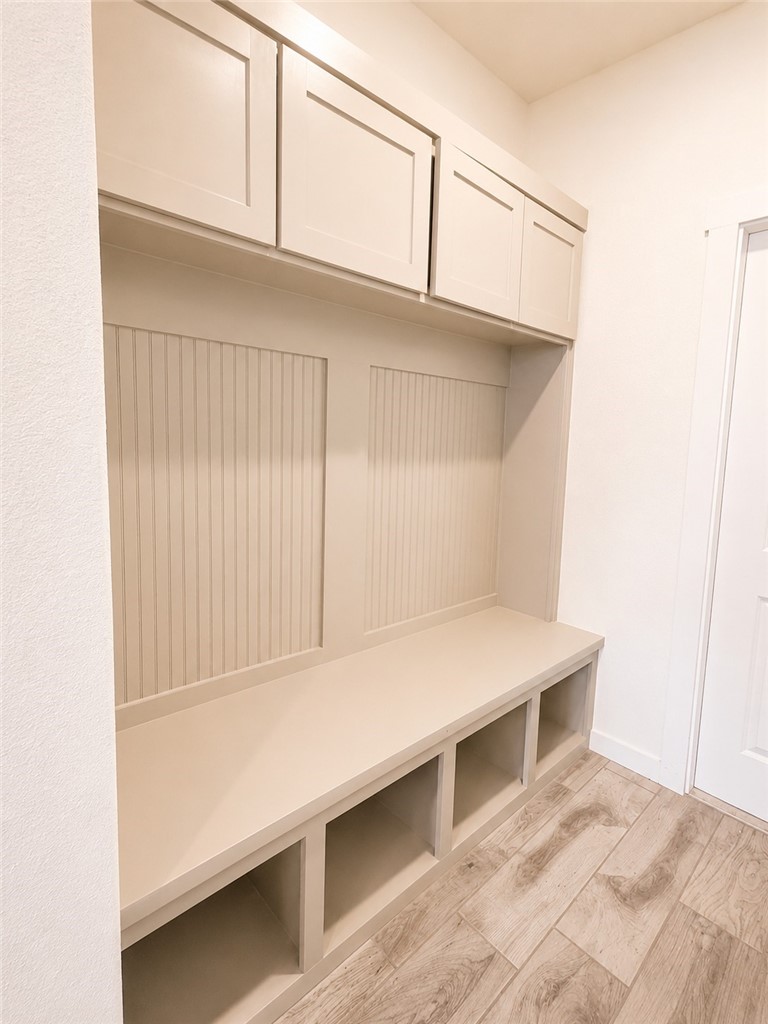 1401 Lois Chesney Corpus Christi TX 78415