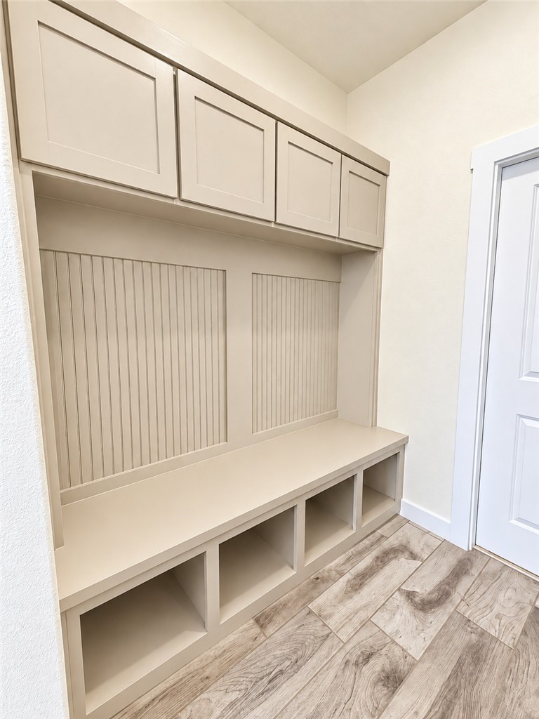 1401 Lois Chesney Corpus Christi TX 78415