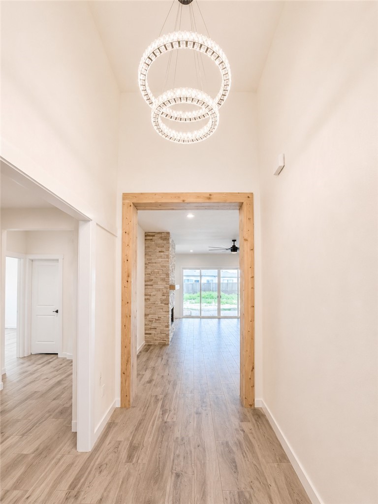 1401 Lois Chesney Corpus Christi TX 78415