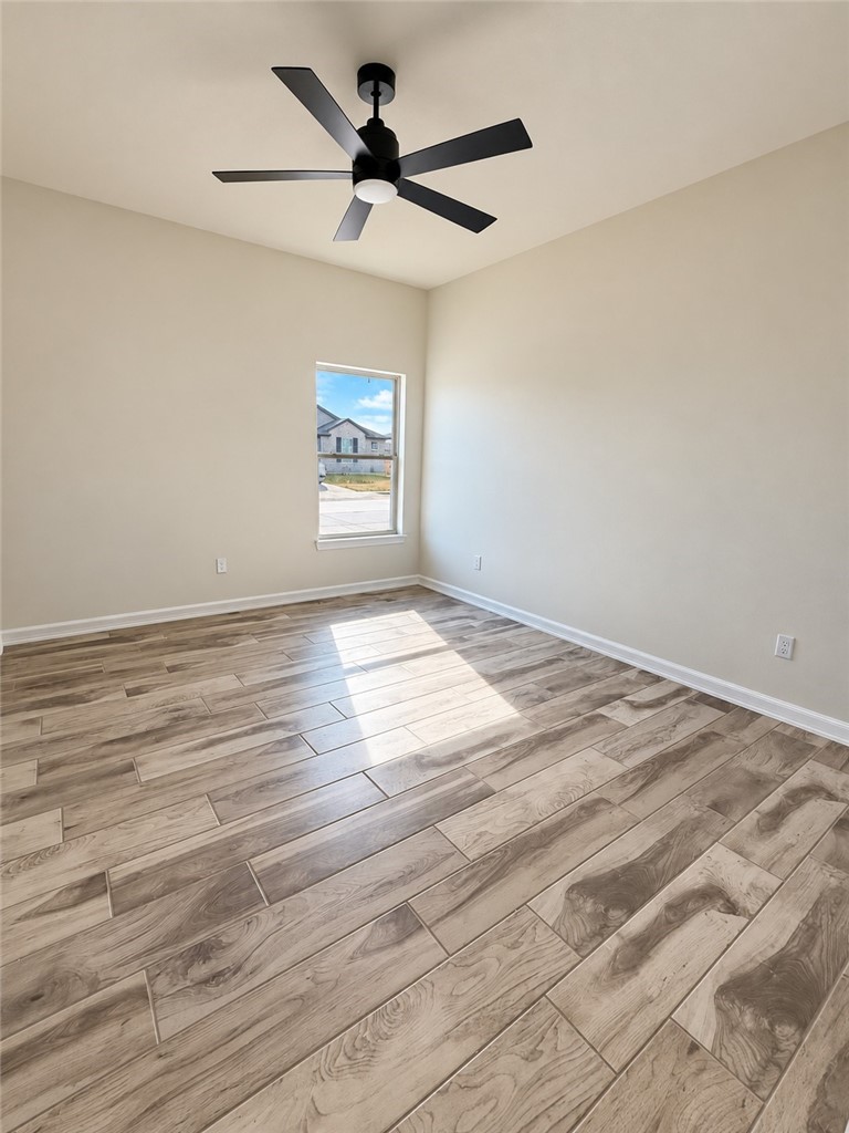 1401 Lois Chesney Corpus Christi TX 78415