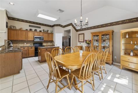 1127 Cupertino Street Portland TX 78374