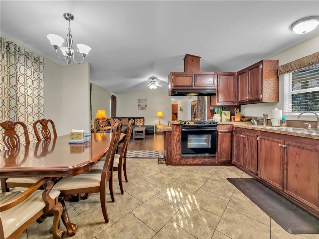 510 Rowe Street Rockport TX 78382
