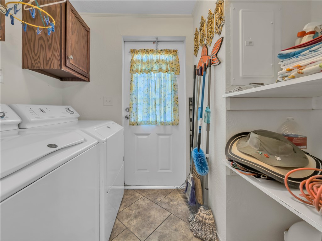 510 Rowe Street Rockport TX 78382