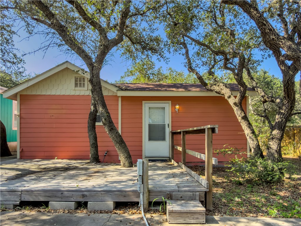 510 Rowe Street Rockport TX 78382
