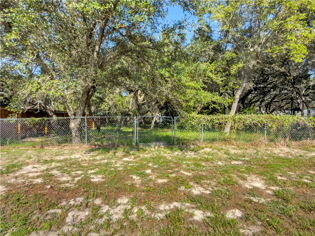 510 Rowe Street Rockport TX 78382