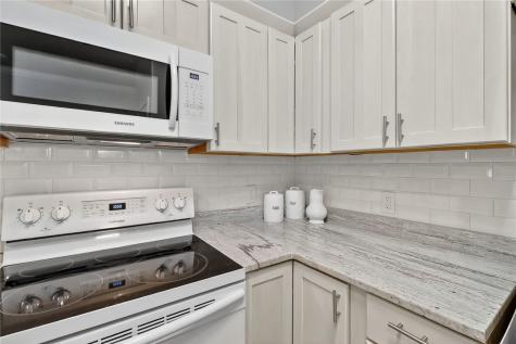 1117 S 9th Street 101 Port Aransas TX 78373