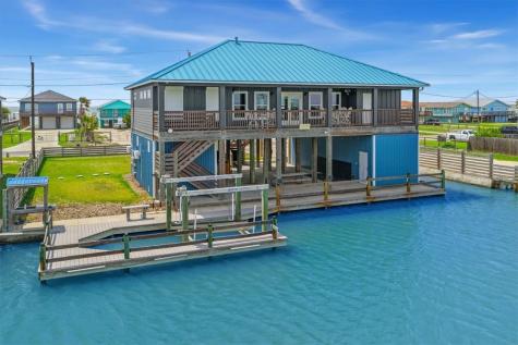 106 Belaire Drive Rockport TX 78382