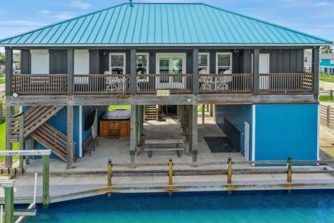 106 Belaire Drive Rockport TX 78382