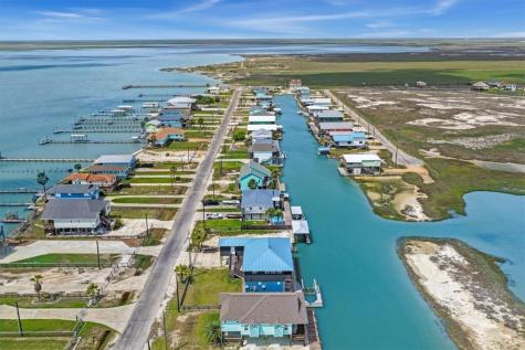 106 Belaire Drive Rockport TX 78382