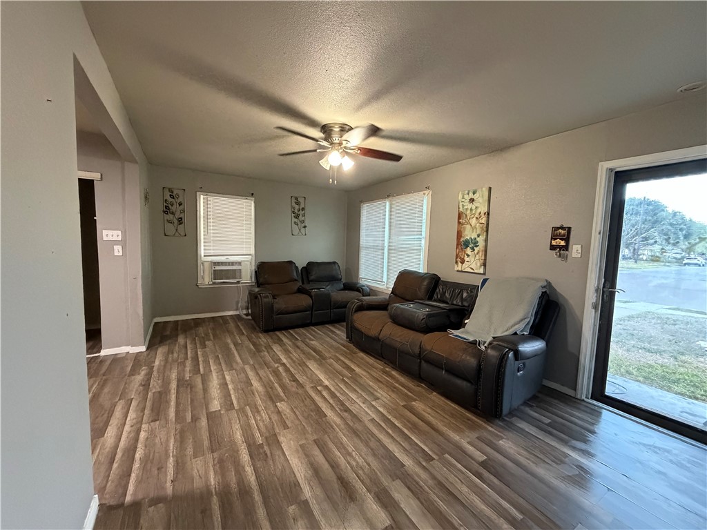 1821 Delgado Street Corpus Christi TX 78416