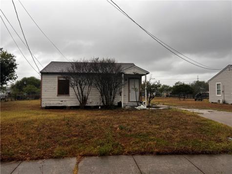 1415 Woodlawn Drive Corpus Christi TX 78412