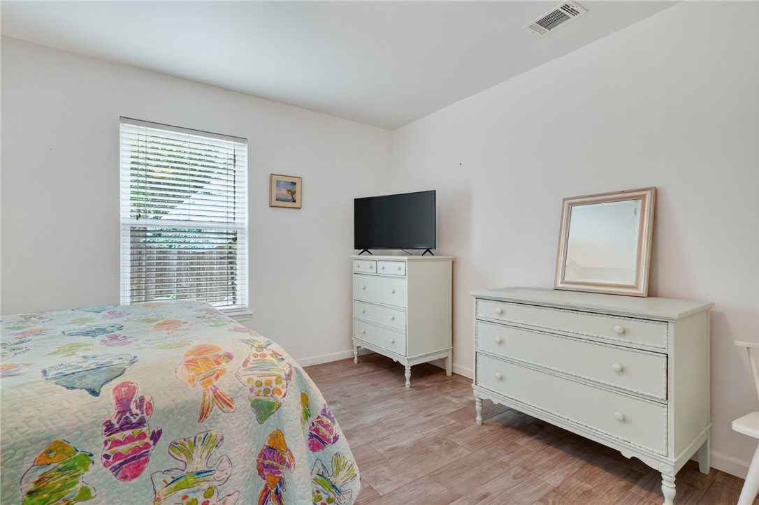 1902 Glass Avenue Rockport TX 78382