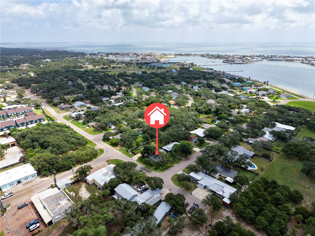 1902 Glass Avenue Rockport TX 78382