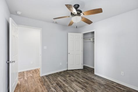 2121 Lone Star Rockport TX 78382