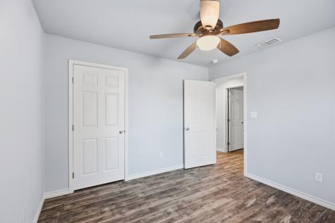 2121 Lone Star Rockport TX 78382