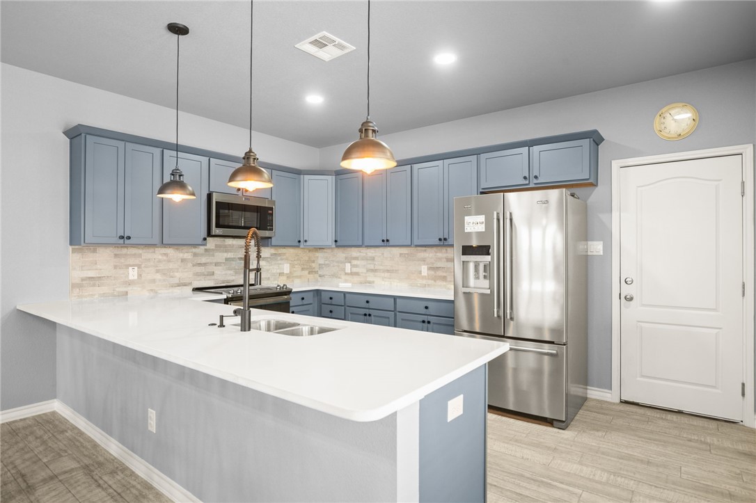 15217 Windward Drive 401 Corpus Christi TX 78418