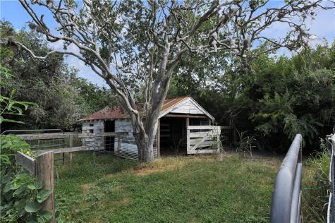 143 Austwell Road Tivoli TX 77990