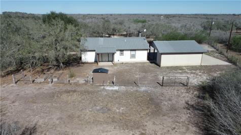 7879 Chestnut Road Beeville TX 78102