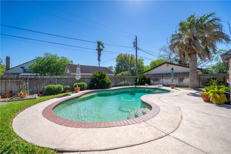 1211 Cypher Street Kingsville TX 78363