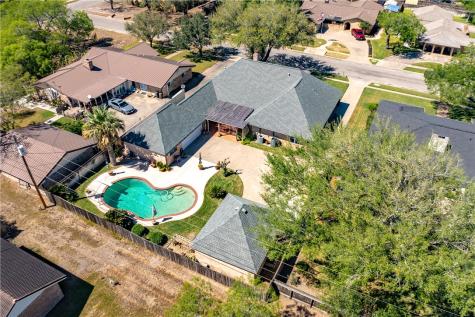 1211 Cypher Street Kingsville TX 78363